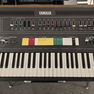 Yamaha CS-50 with lid AND LEGS *serviced*