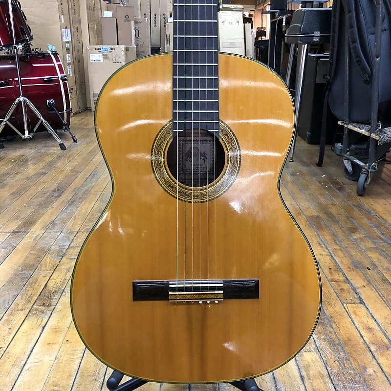 Takamine MIJ C128 Solid Spruce/Rosewood Classical Acoustic Reverb