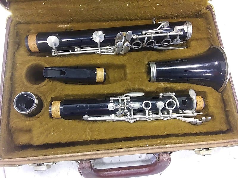 Yamaha YCL-24 clarinet with case, Japan. image 1