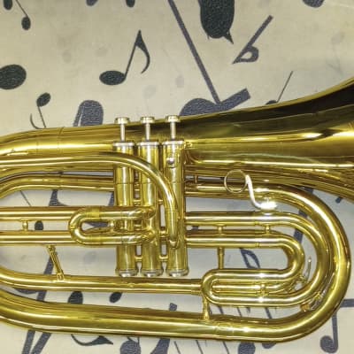 Castle Band Instruments Bb Marching Baritone Horn [CMB-LJTL-L - Brass Lacquer] image 7