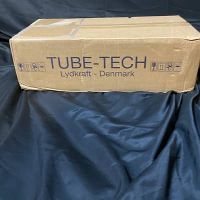 Never used - fresh in box !!  Tube - Tech CL 1B Compressor image 5