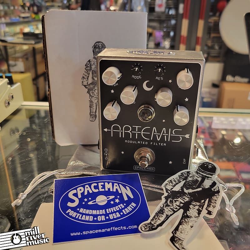 Spaceman Effects Artemis Modulated Filter Effects Pedal Used
