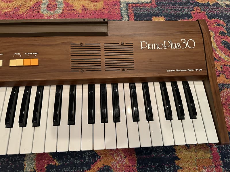 Roland 電子ピアノ HP-30　248 Roland HP-30 Piano Plus 30 '80s - 61 Key Electric Piano