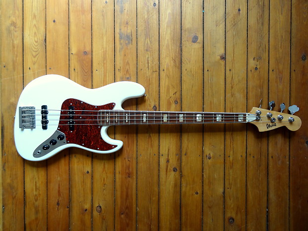 Ibanez j bass top