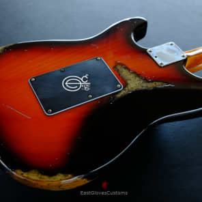 Fender Stratocaster American Plus Sunburst Floyd Rose Bridge Maple Heavy Aged Relic (Rare) image 9
