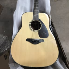 Yamaha FG710S Folk Acoustic Guitar Natural