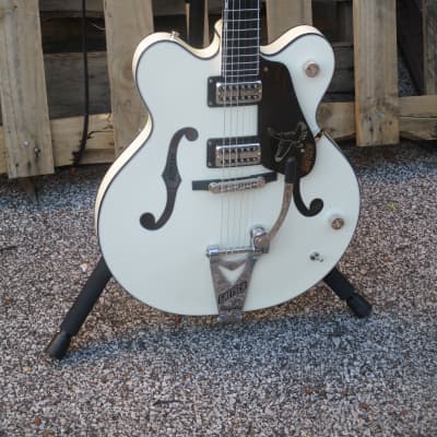 Gretsch G6636T-RF Richard Fortus Signature Falcon Center Block image 6