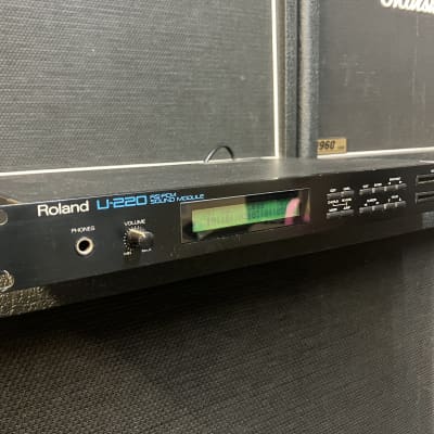 Roland U-220 RS-PCM Sound Module 1989 - 1992 - Black