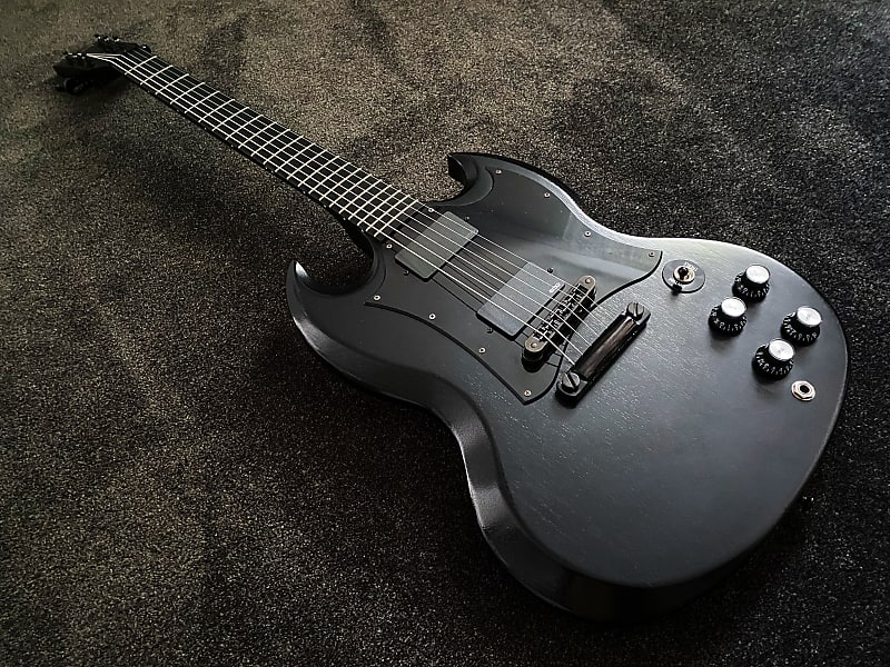 Gibson SG Gothic II EMG 2006 - Black Satin - VERY | Reverb Denmark