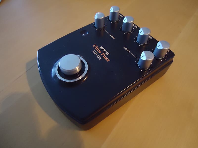 Zoom Ultra Fuzz UF-01 | Reverb