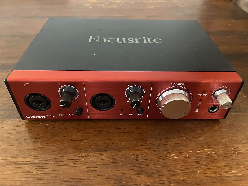 Focusrite Clarett 2pre Thunderbolt ケーブル付