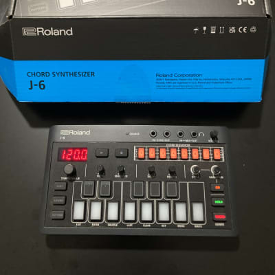 Roland EM-303 Intelligent Synthesizer | Reverb