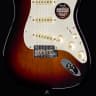 Fender American Standard Stratocaster® Channel Bound 3 Tone Sunburst Limited (878)