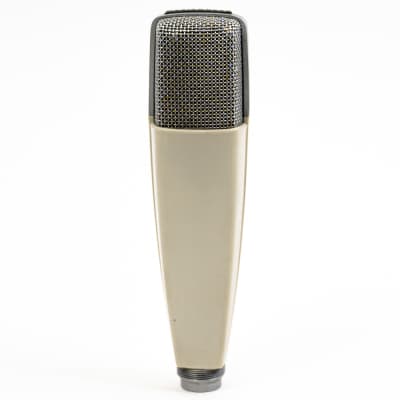 1960s Sennheiser MD 421-2 Cardioid Dynamic Microphone with Mic Clip image 2