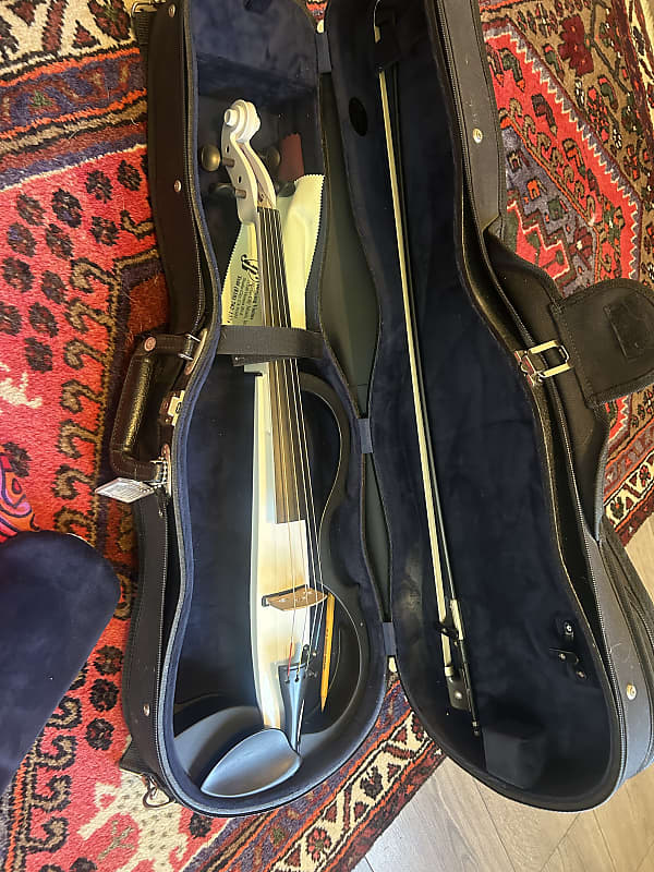 Yamaha SVV-200 Silent Electric Viola- Pearl White image 1