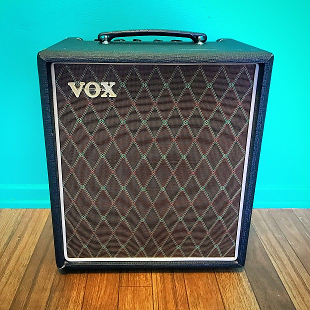 Vox T-15 Bass Combo Amp, 2007 | Reverb