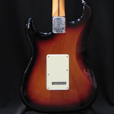 Fender Player Plus Stratocaster  3 Colour Sunburst image 6