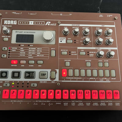 Korg Electribe-R MkII ER-1 MkII Rhythm Synthesizer 2000s - Red