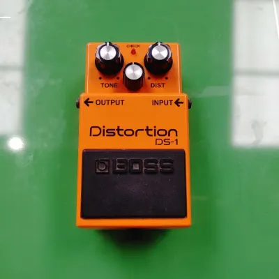 Boss DS-1 Distortion Stompbox Vintage MIJ Specs Rebuild