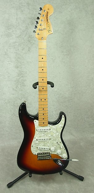 Fender 70's RI Reissue Strat Stratocaster electric guitar in