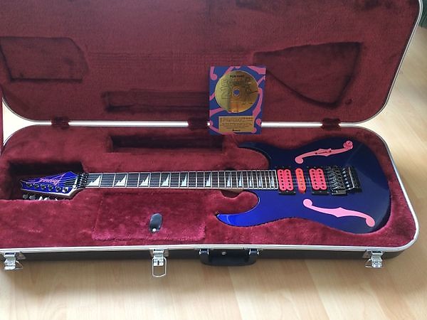 Ibanez PGM 100RE limited edition. Paul Gilbert model. 20th anniversary  edition