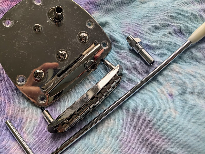 Squier Bass VI 2023 Reverb