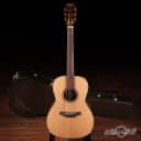 Takamine P3NY New Yorker Acoustic/Electric Parlor Guitar w/ Case