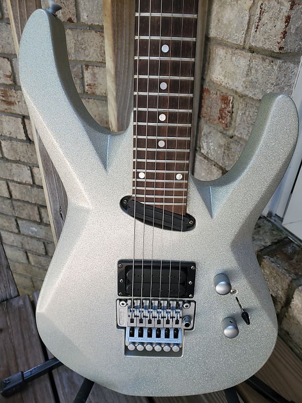 Tagima Kiko Loureiro Signature K2 Silver Sparkle