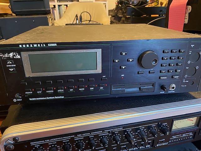 Kurzweil K2000R Rackmount Digital Workstation Sound Module 1990s - Black image 1