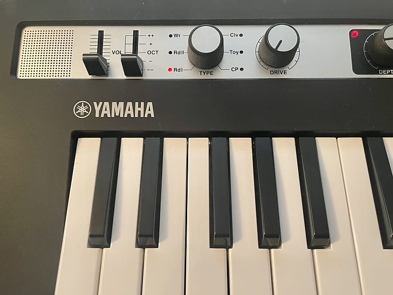 Yamaha Reface CP with Decksaver - Electric Piano, Rhodes