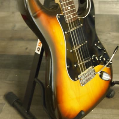 Fender   Stratocaster 1979 Sunburst image 4