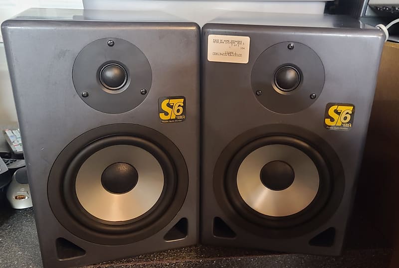 KRK ST6 Passive Studio Monitor Set Reverb