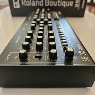 Roland SE-02 Boutique Series Synthesizer Module 2017 - Present - Black image 8