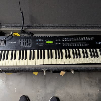 Alesis QS7