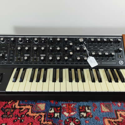 Moog Sub 37 Tribute Edition 2010s - Black