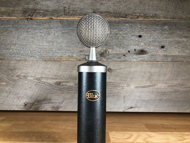 Blue fashion microphones bottle