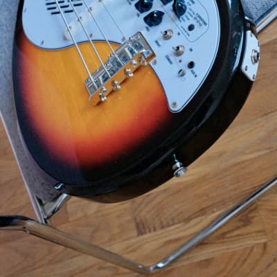 Vox Apache 1 Bass 2010s - Sunburst image 12