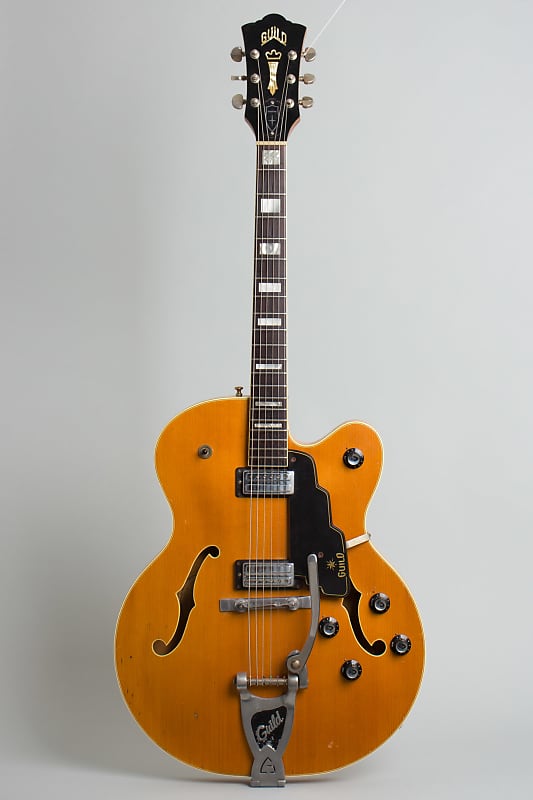 Guild Duane Eddy DE-400 B Thinline Hollow Body Electric Guitar (1967), ser. #EH-250, original black hard shell case. image 1