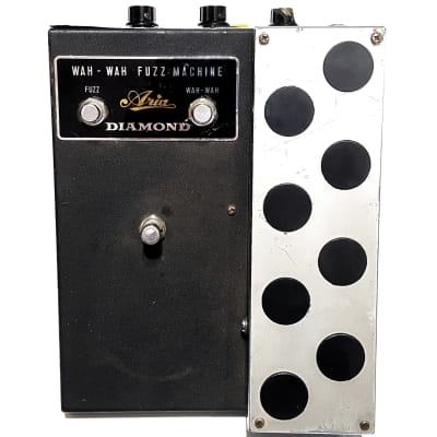 Vintage Shin-Ei Aria Diamond Wah Wah Fuzz Machine FY-6