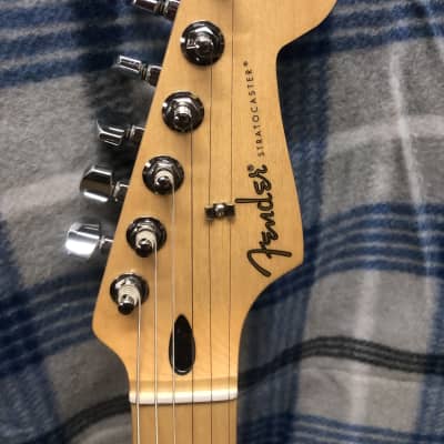 Fender Player Stratocaster (MiM) 2022 - Sienna Sunburst image 4