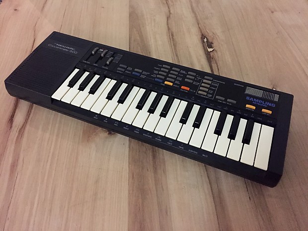 Vintage Realistic Concertmate 500 Sampling Keyboard Casio SK 1 Clone