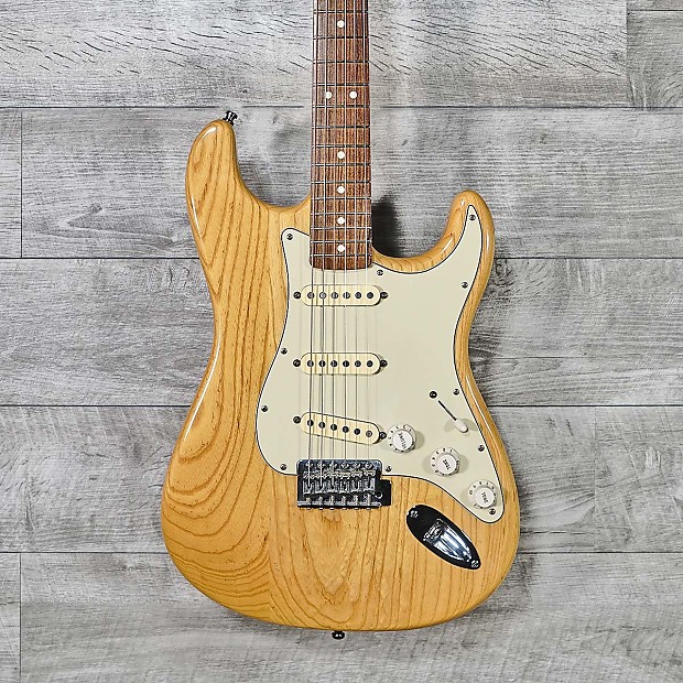 Fender 2003 Natural Ash Stratocaster MIM w HSC