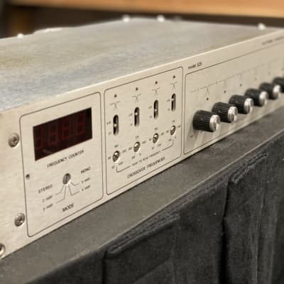 Urei model 525 Electronic Crossover | Reverb