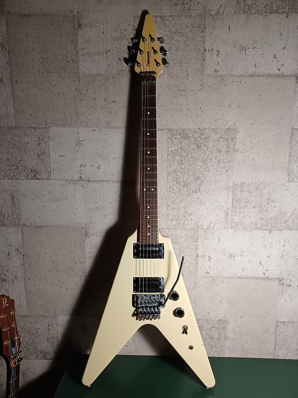 Fernandes BSV 80's White Flying V Made in Japan | Reverb Fernandes BSV 80's White Flying V Made in Japan | Reverb