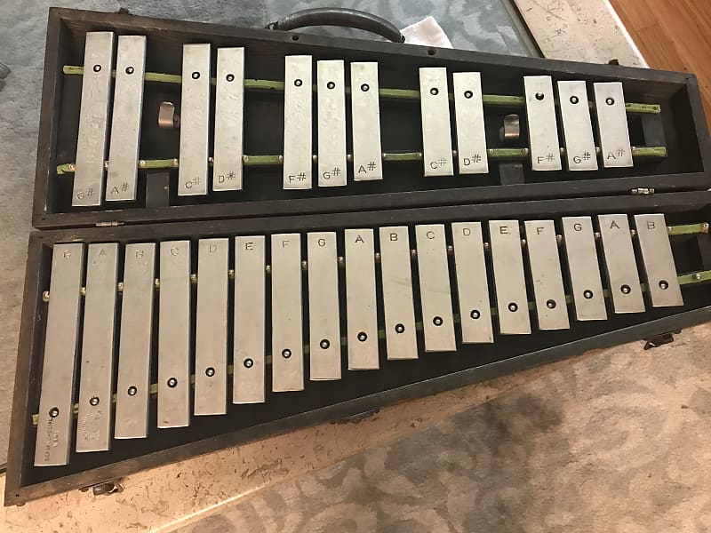 DEAGAN Orchestra Bells glockenspiel Reverb