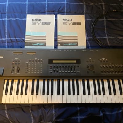 Yamaha SY85 Synthesizer Keyboard w/ User Manuals+Ad Brochure