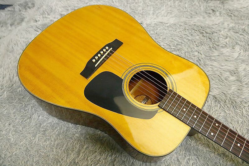 Morris MD-502 アコースティックギター ドレッドノートタイプ Morris MD-502 アコースティックギター ドレッドノートタイプ