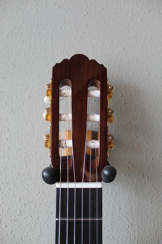 Blueberry Handmade Classical Guitar Nylon Strings New In Stock