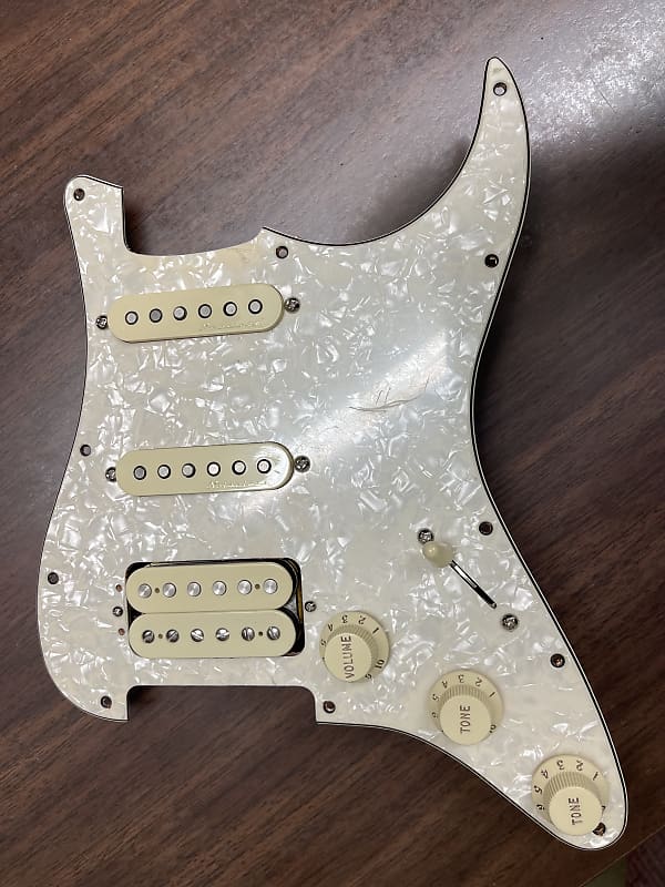 Fender Vintage Noiseless Loaded Pickguard Hss Reverb 0020