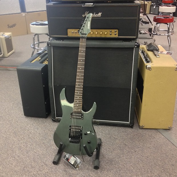Baritone guitar 2025 with floyd rose